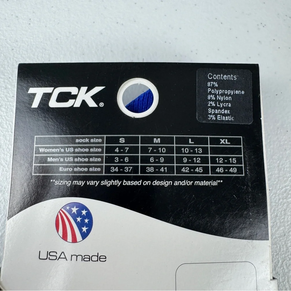TCK Performance Athletic Crew Socks Size Small Blue and White Striped‎ NWT